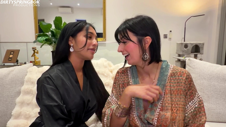 Aaliyah Yasin: Aaliyah e Yasmina Si riuniscono per Eid