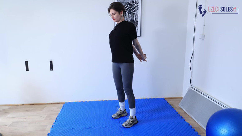 Czech Soles - foot fetish content: White Socks Goddess in the Gym