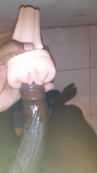 Black guy: Sega s10 E4