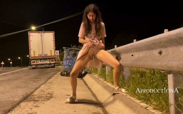 AproductionA: 14 saatlik yolculukta kaç kez işiyor