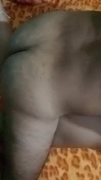 Casal indiano fazendo sexo com seu quarto