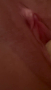 Gimik dildo kecil