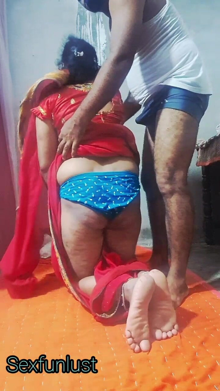 Sexfunlust: Unsatisfied Desi Slutwife Fucking with College Friend