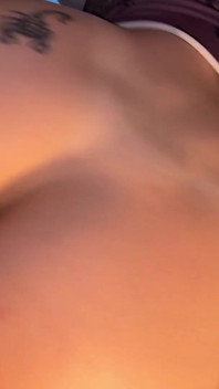 POV: Rudowłosa Żona Z Tatuażem Ssie Się, Jedzie I Prosi O Mleko - Dochodzim, a on Wypełnia Mnie Spermą