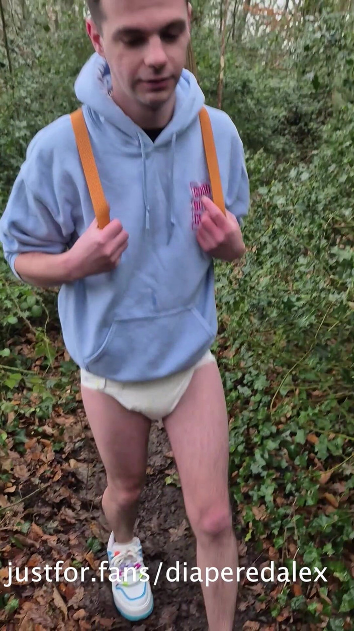 Kinky Alex: 야외 산책