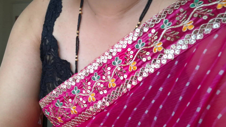 Indiansissychubby: Їй потрібно більше членів, це те, що вони говорять і це правда