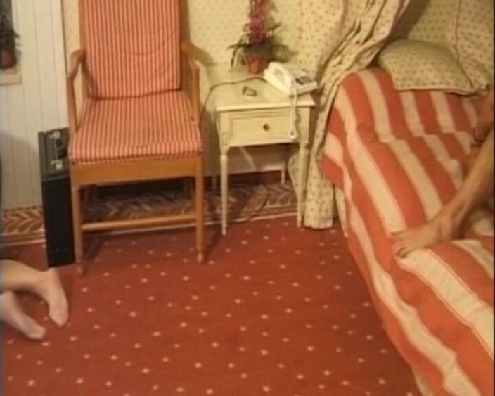 Amateur Pornos XXX: Seksowna Kanapa Złośliwiec I Dzika Cipka Jazda Orgia