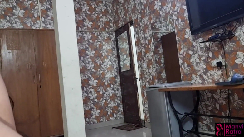 Manvi Ratra: Manvi Ratras wackeliger fetter arsch und gesäß lutschen den saft...