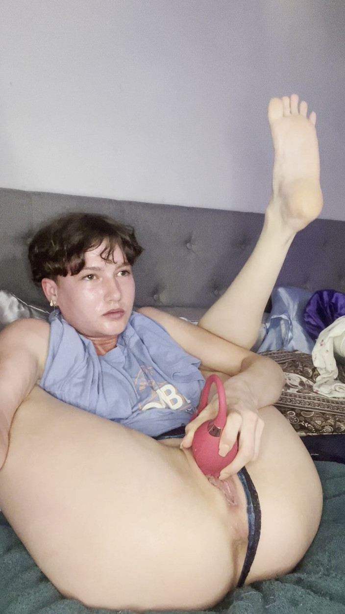 AhanuReed: Spruta bredvid min pojkvän