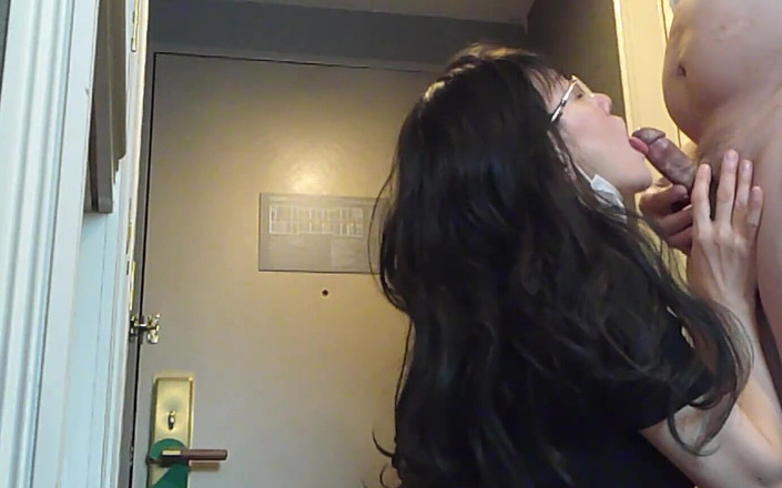 akeieroi: परिपक्व जोड़ा सेक्स की आदी, तीव्र लंड चुसाई, खड़े होकर कुत्ते शैली, अनूठा