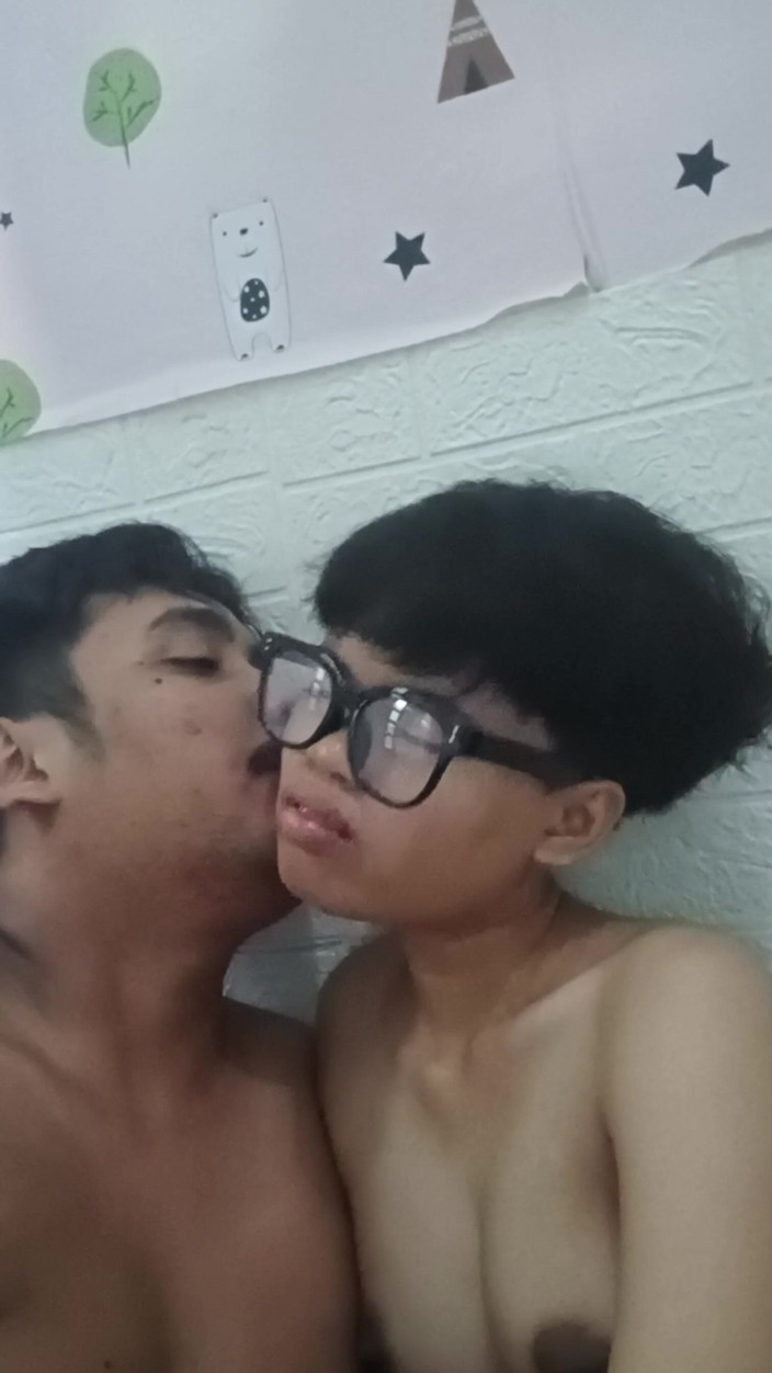 Theresia Nirvana: Beautiful Asian Tomboy to the Point of Drowning