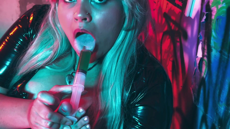 Cutiepiie Chubby: Morrigan &amp; the substance - latex, strumpfhosen-füllung &amp; fuß