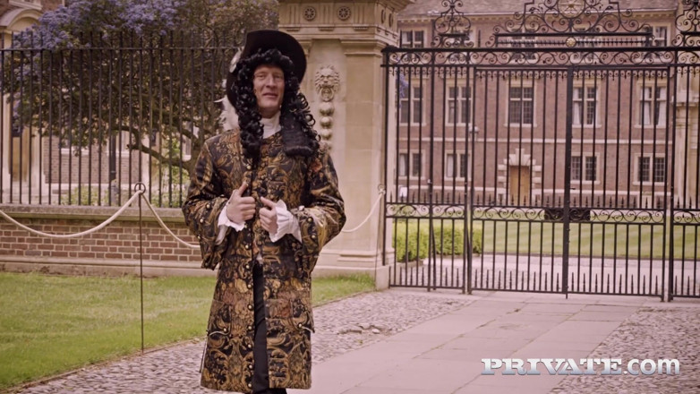 Private.com: Alice Wayne, țâțe naturale uriașe care îl inspiră pe Newton să descopere...