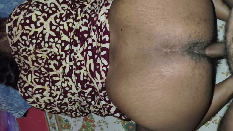 Riya Bonguus: Sharing Bed with Aunty Made Me Horny