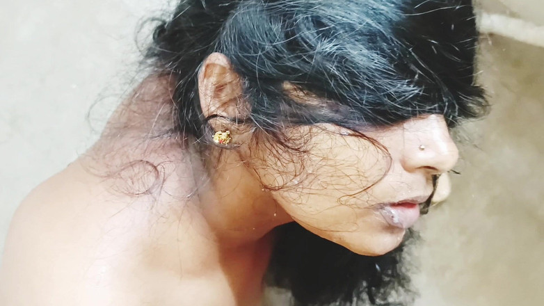 Telugu honey lips: Indische tante badezimmer-sex, freund des ehemanns gefickt