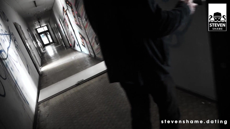 Steven Shame: Quattro ragazze si godono l'azione martellante della figa! StevenShame