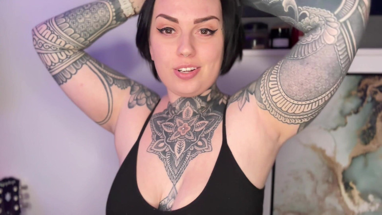 Miss Valentina: Kochanek pod pachami