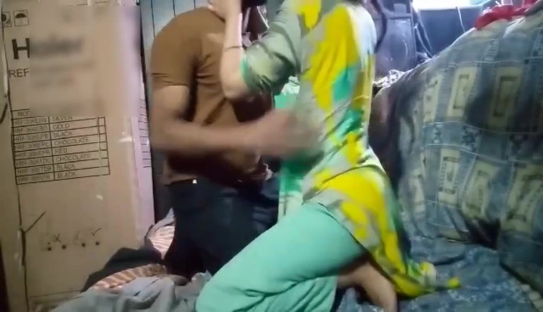 Dasi couple: Chị dâu Pakistan ở nhà một mình