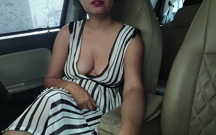 Saarabhabhi6: Doggystyle Handjob for Friend in Car Outdoors Risky Sex