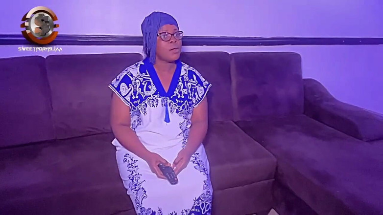 Tusweet9ja: Rod Fucked His Girlfriend’s Big Booty Stepmommy