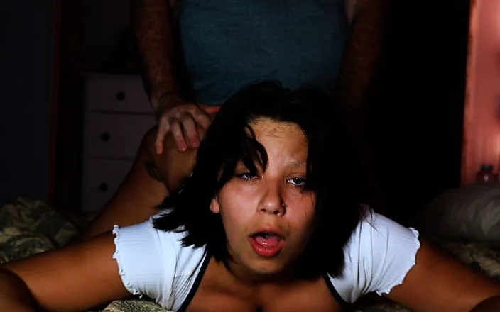 Vibra King Video: Early Morning Fuck on the Bed