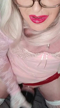 스타킹을 입은 Sissy Trans
