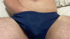 Speedofanboy: Succhia un carico nello Speedo blu