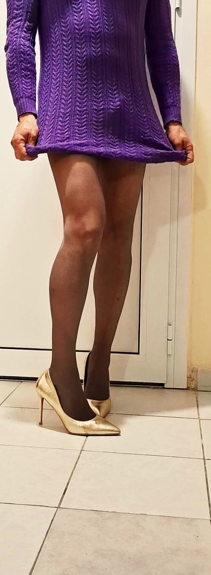 covo_sissy_cross: 내 안에 있는 느낌을 놓쳤다!
