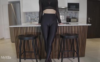 Shiny Leggings to Seamless Pantyhose Pussy Tease