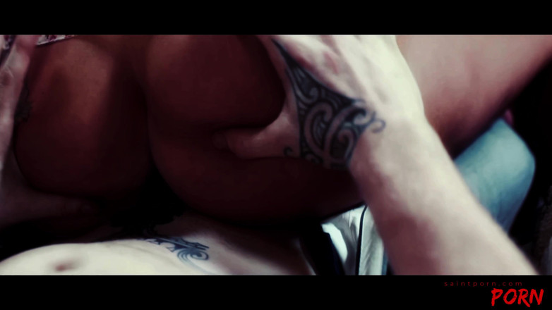 SaintPorn: Cô dâu mới cưới làm hài lòng nhau trong kỳ...