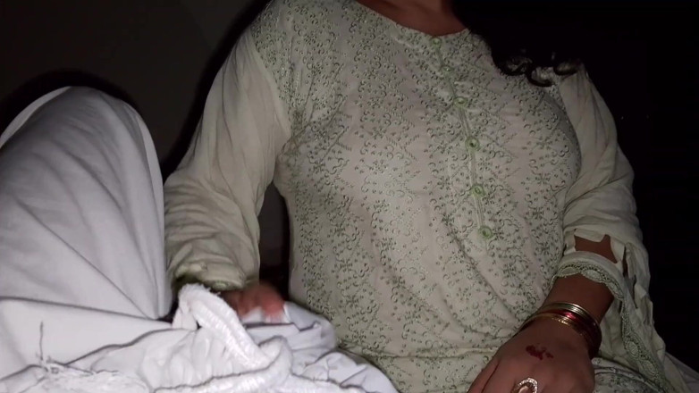 QueenbeautyQB: At Night Stepfather in Law Fucking His Bahu Rani Hard,...