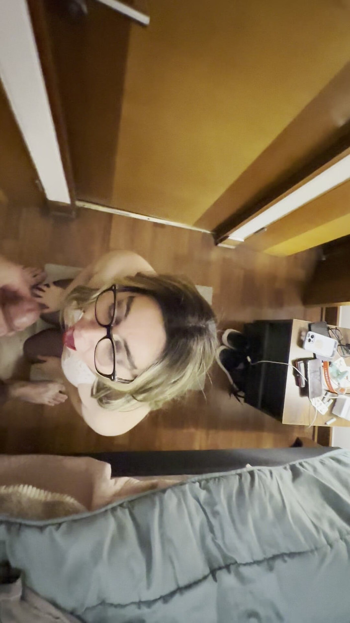 Pantyhose Tester: おまけ:パンスト姿でフェラチオ