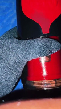 Süper Alman otomatik emme oyuncağı sikimi emmesiyle iyi yalıyor!