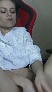 Secretary Smoking Dildo Masturbation!