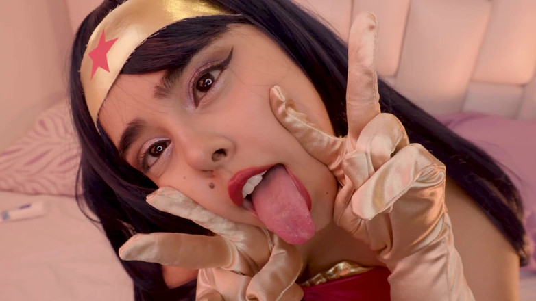 CuttieJennie: 神奇女侠的堕落