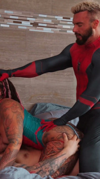 Enorme Culo De Chica Araña Recibe DP Dura Después De La Convención Del Cómic - Mandi Cat, Alfie, Steve Rickz
