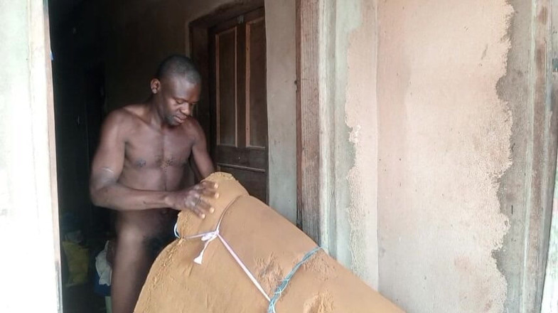 Moviesporn1: Seul le lit pour filles me bouge