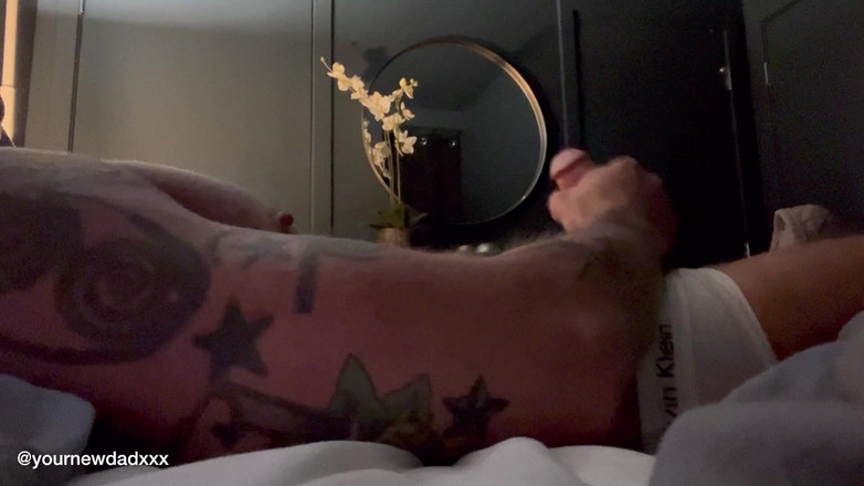 YourNewDadXXX: 就寝時脳卒中