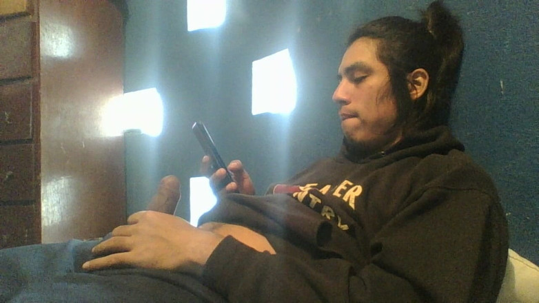 AlexAlejandro13: Rád sleduji porno