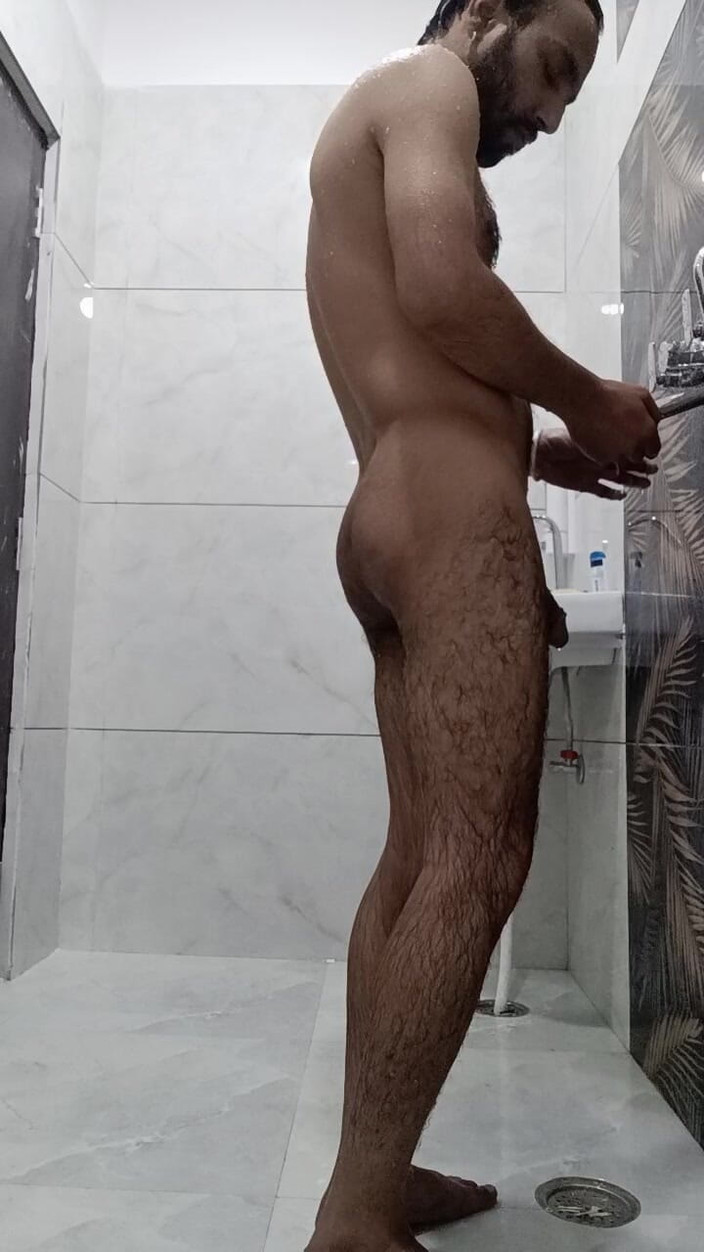 Rajasthani-old-lover: Người đàn ông Ấn Độ thích tắm và thủ dâm