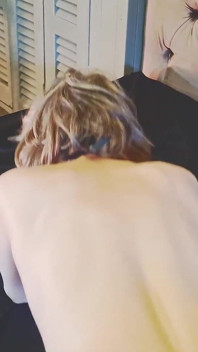 POV : 두 친구가 그들을 섹스 라운드 초대