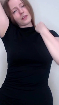 Vlastní paypiggy pro bohyni Curvy Findom
