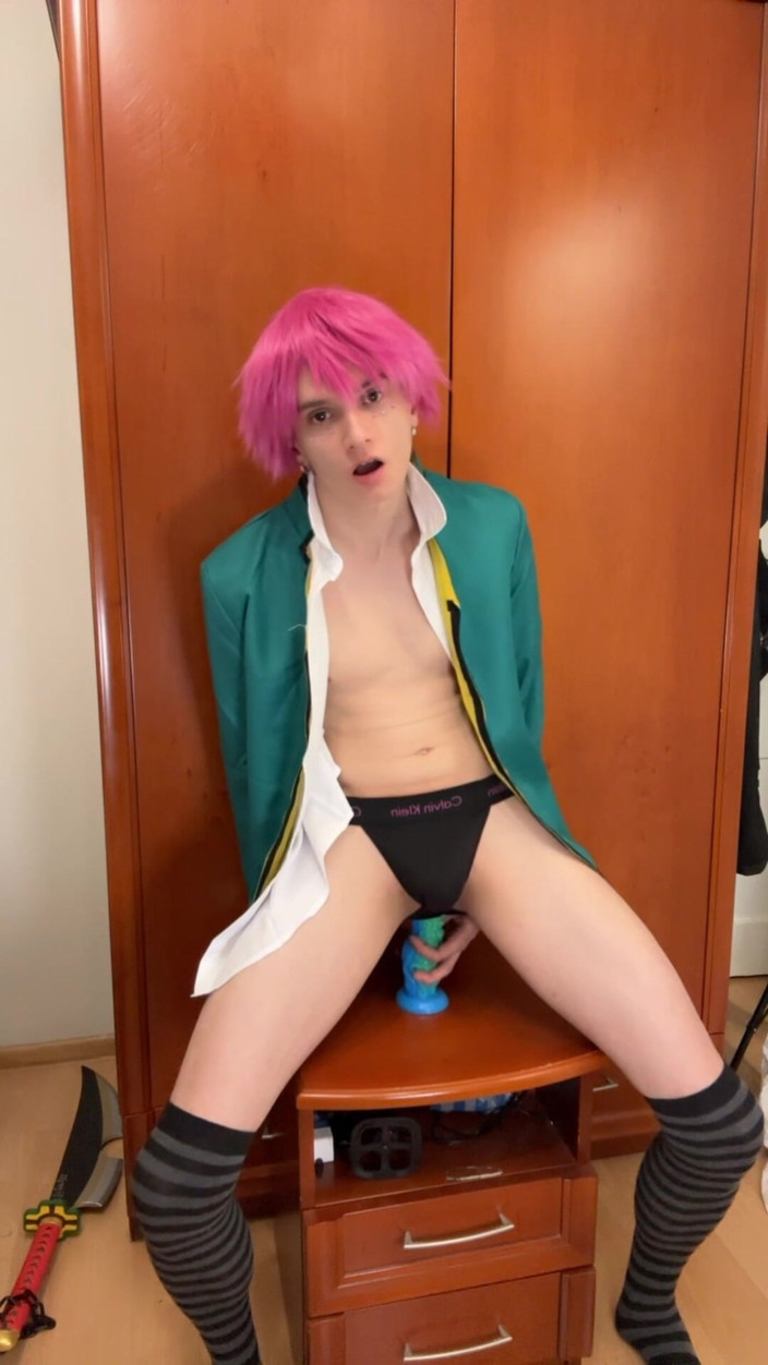 FemmeTwunkie: Should I Do More Sexy Cosplays?