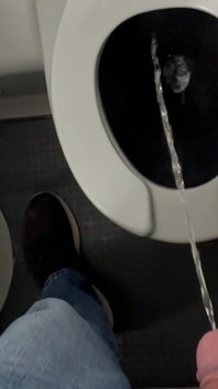 Mijl Hoog Pissen
