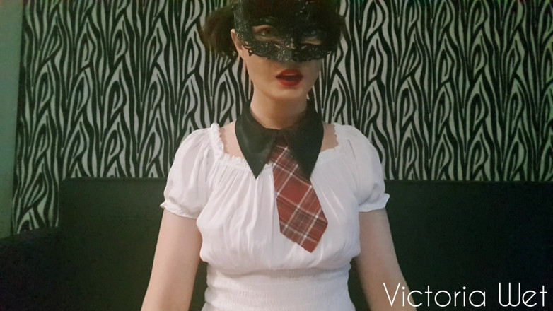 Victoria wet: Awek kolej femdom - menghisap strap-on saya