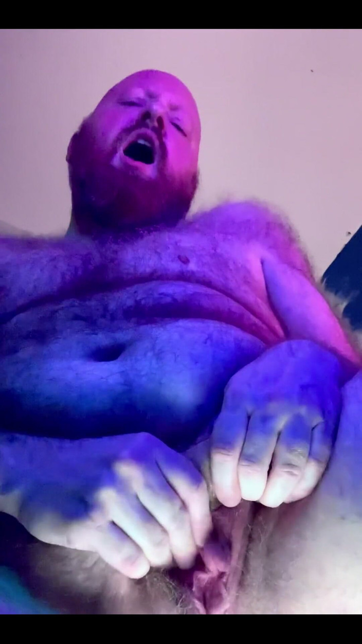 RonBeastlyFTM: POV: trans man / Ftm gesichtssitz