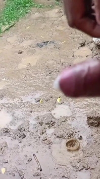 Monitoraggio di cosa fa il mio figliastro da solo in bagno