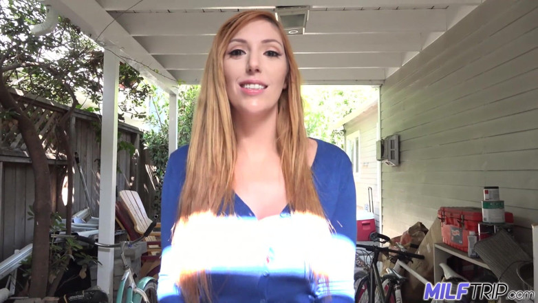 MILF Trip: Cycata ruda MILF Lauren Phillips pokazuje swoją północną gościnność