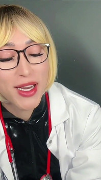 Kinks clínicos: masturbación y anal en el laboratorio del médico de látex