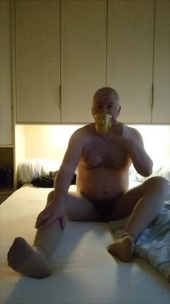 Carmen_Nylonjunge: Nylon Boy Ti Augura Una Mattinata Gelida